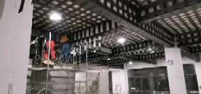巴彦淖尔一商场梁，楼板碳纤维加固施工